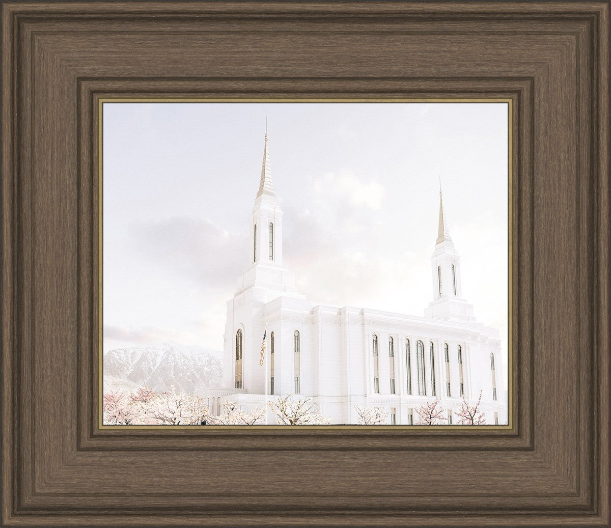 Lindon Utah Immaculate Embrace