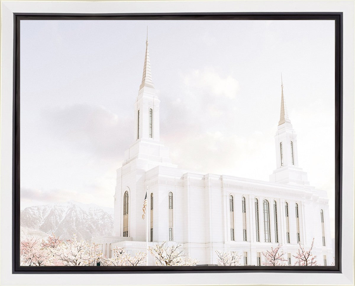 Lindon Utah Immaculate Embrace
