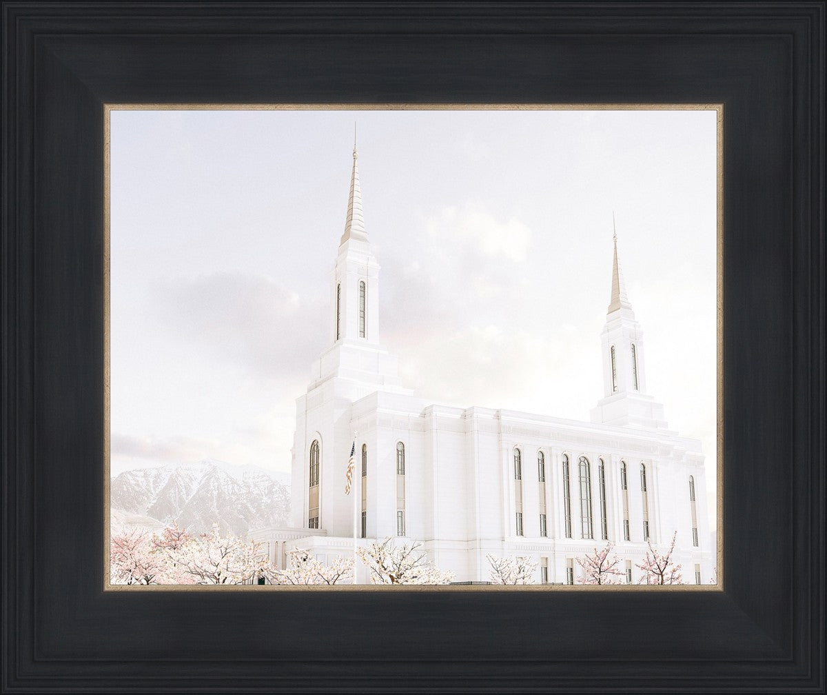 Lindon Utah Immaculate Embrace