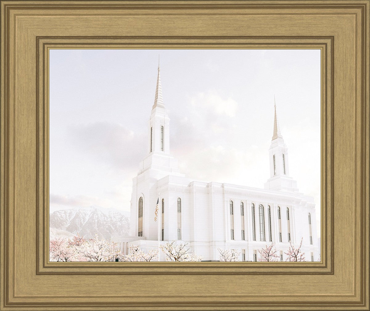 Lindon Utah Immaculate Embrace