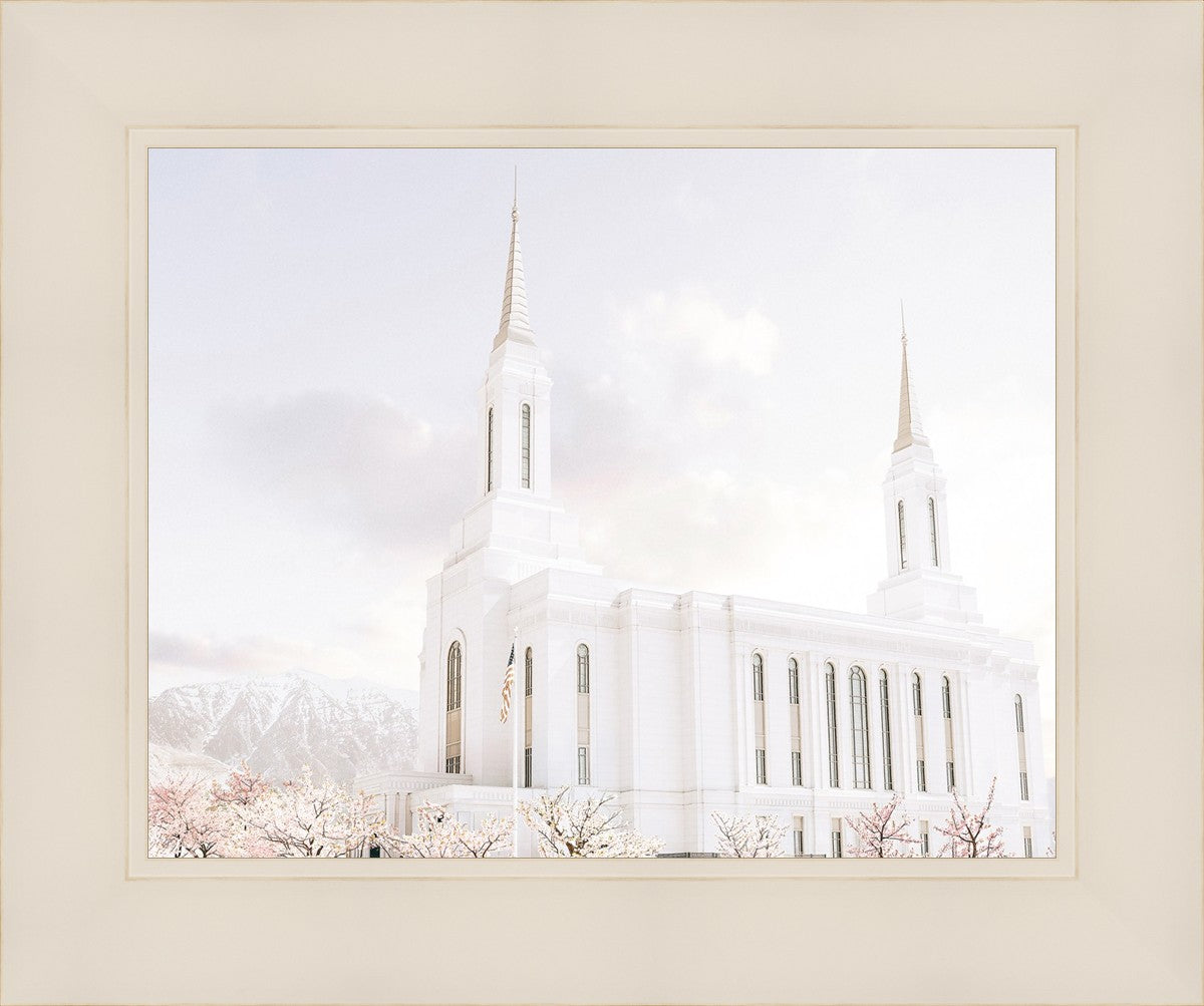 Lindon Utah Immaculate Embrace