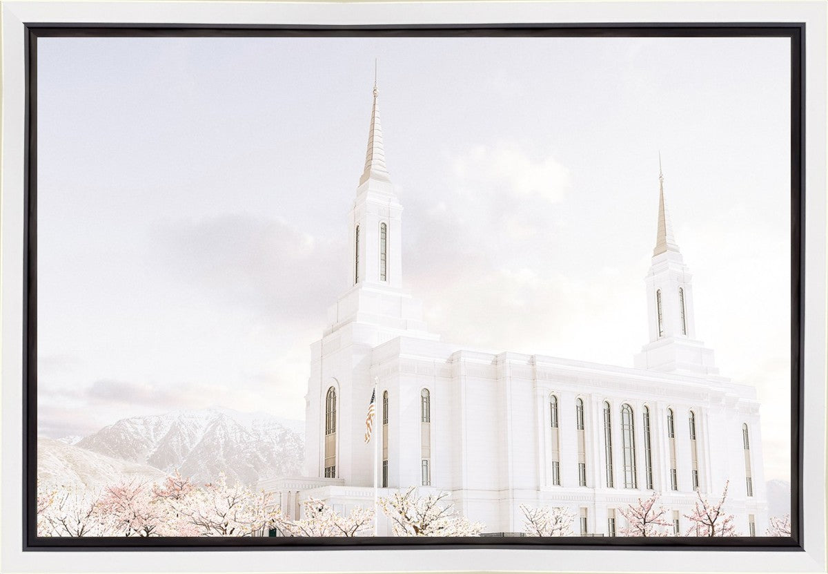 Lindon Utah Immaculate Embrace