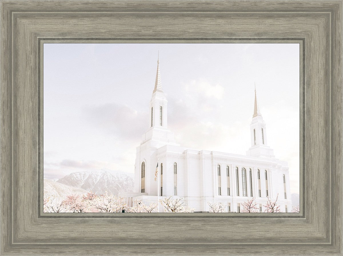 Lindon Utah Immaculate Embrace
