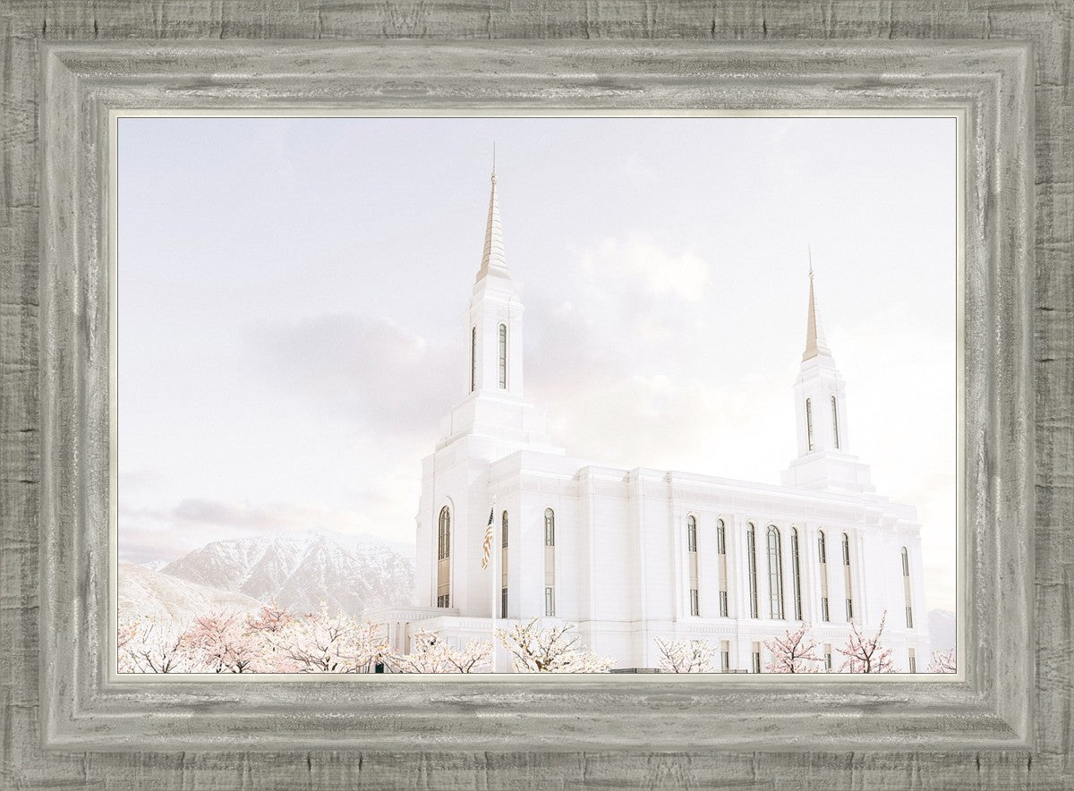 Lindon Utah Immaculate Embrace