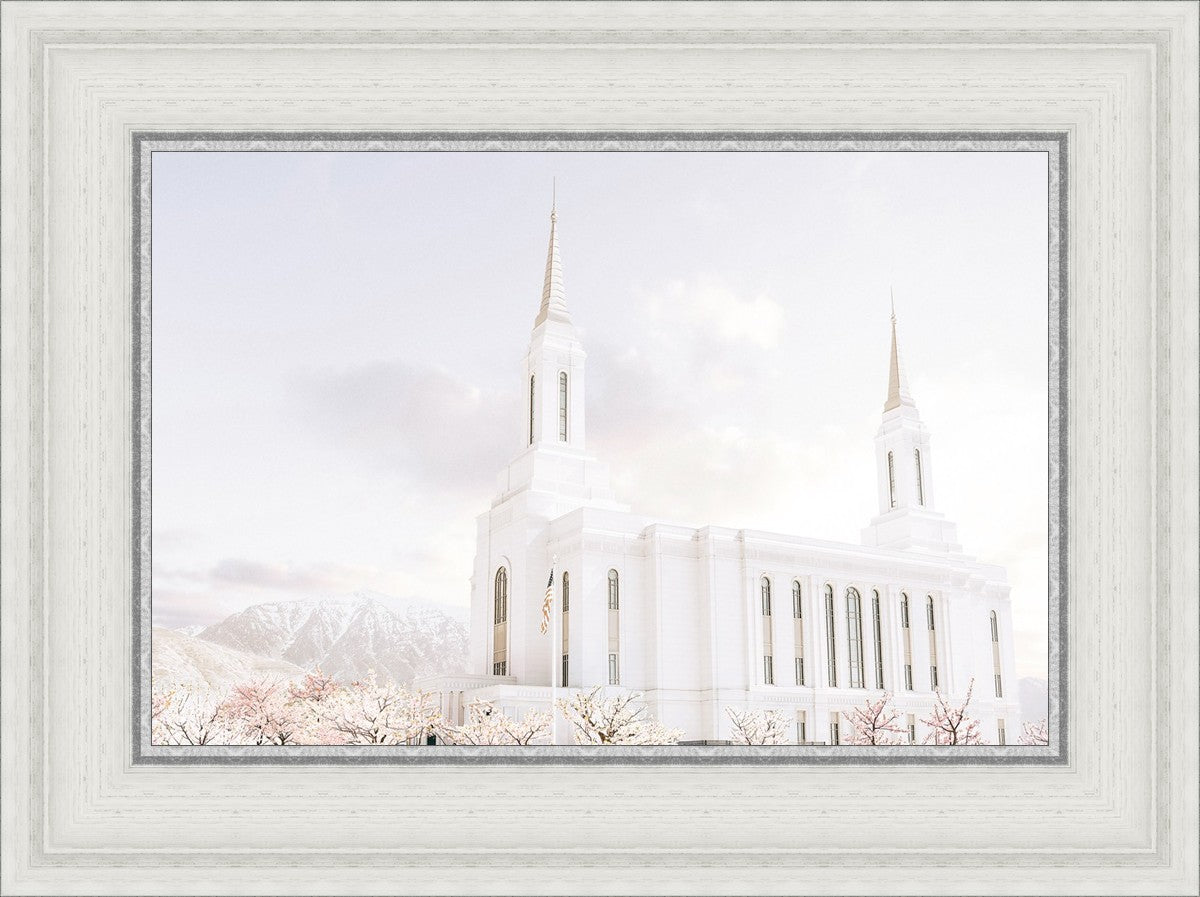 Lindon Utah Immaculate Embrace
