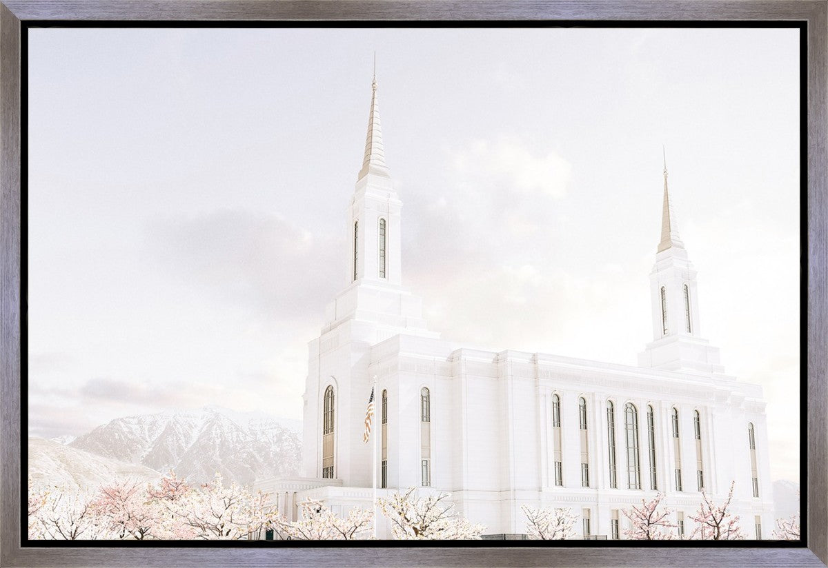 Lindon Utah Immaculate Embrace