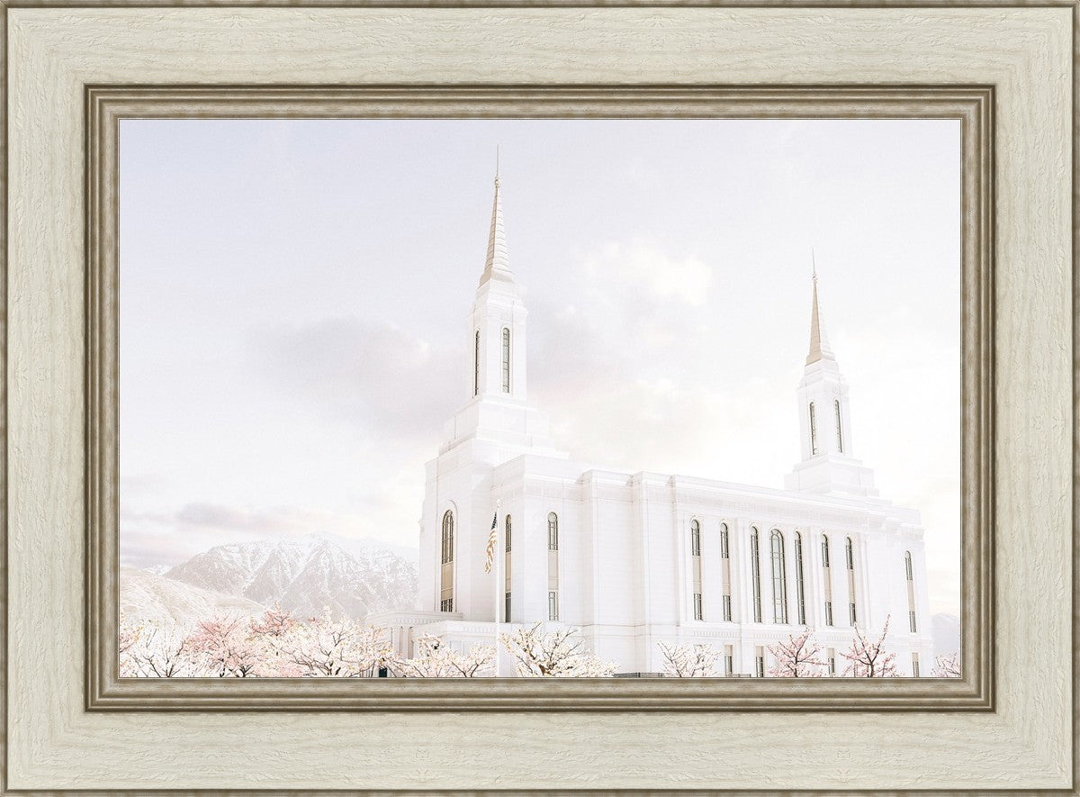 Lindon Utah Immaculate Embrace
