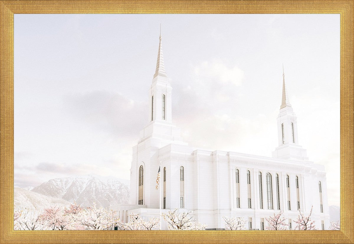Lindon Utah Immaculate Embrace