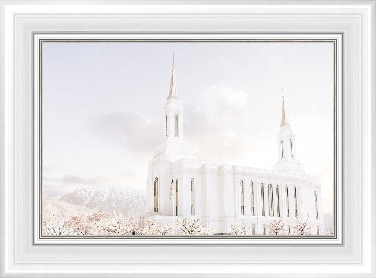 Lindon Utah Immaculate Embrace