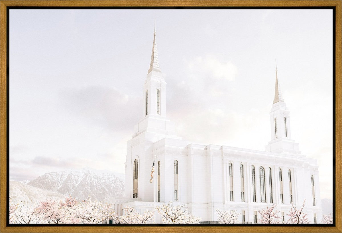 Lindon Utah Immaculate Embrace
