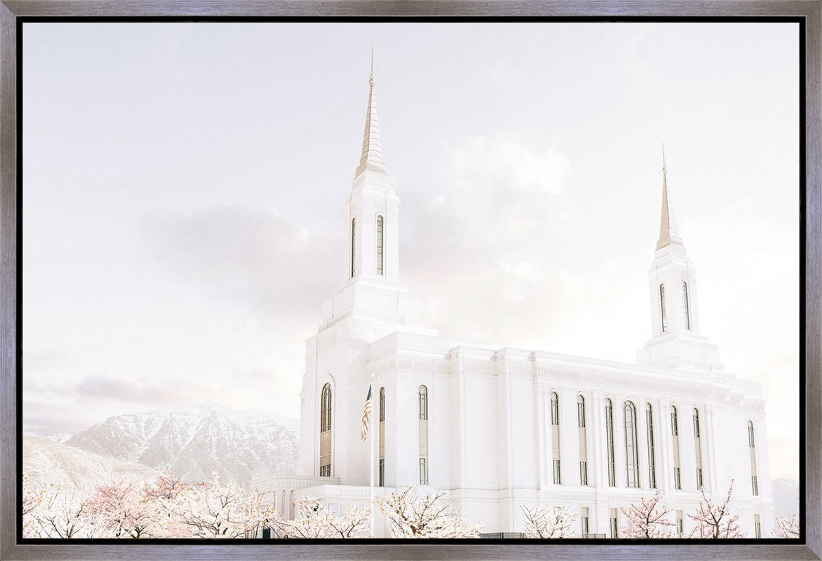 Lindon Utah Immaculate Embrace