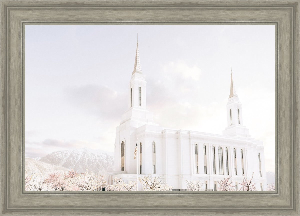 Lindon Utah Immaculate Embrace