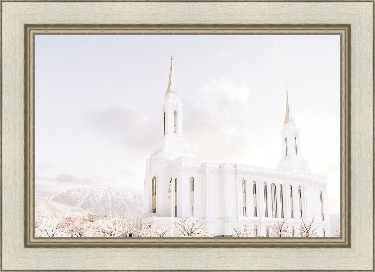 Lindon Utah Immaculate Embrace