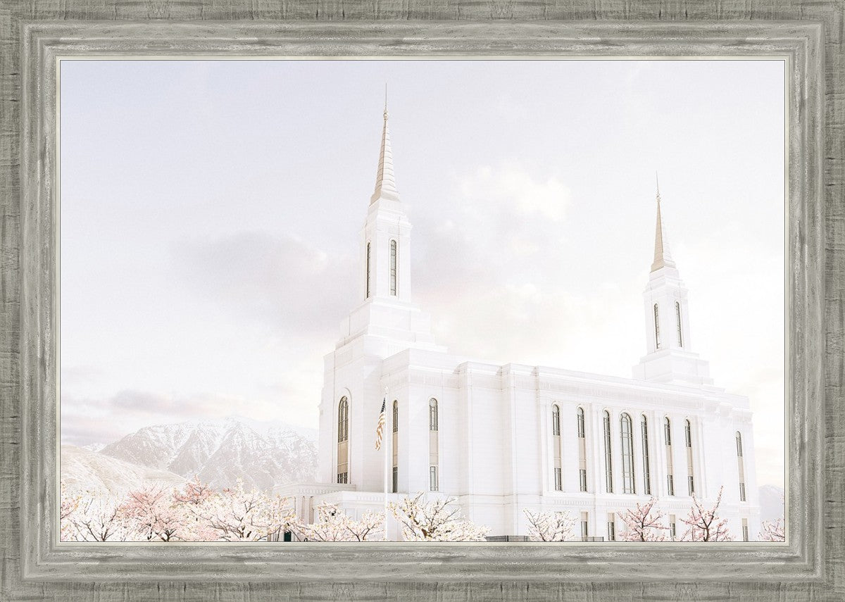 Lindon Utah Immaculate Embrace