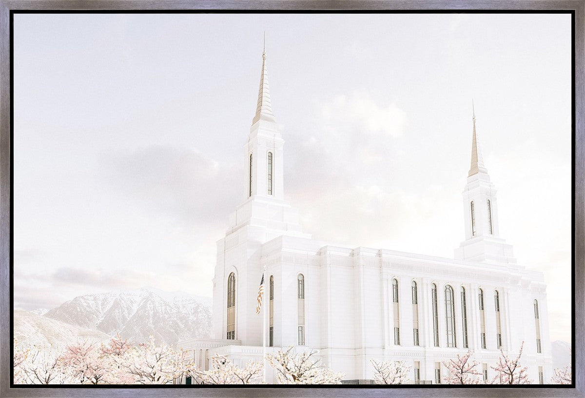 Lindon Utah Immaculate Embrace