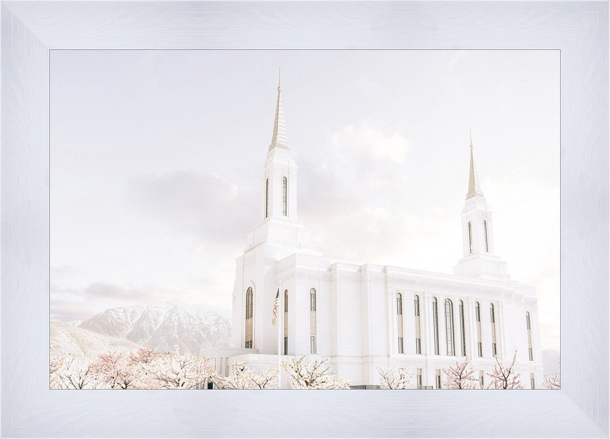 Lindon Utah Immaculate Embrace