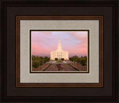 Red Cliffs Utah Glowing Sunset