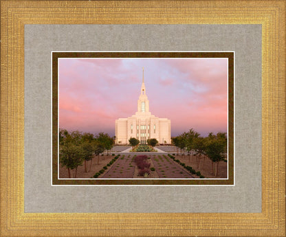 Red Cliffs Utah Glowing Sunset