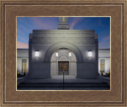 Helena Montana at Night